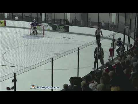 Ryan Collins vs Sean Allen