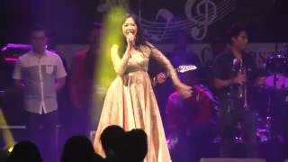 Download lagu Uut Permatasari  - Pacar Lima Langkah- OM MERCY mp3 Download lagu Uut Permatasari  - Pacar Lima Langkah- OM MERCY mp3