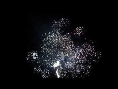 2405 "ДА СЪБУДИМ ГРАДА" 100сек., 93изс., височина до 50м. Посока изстрелване MIX