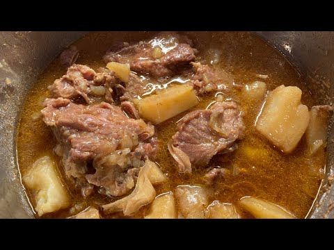 SLOW COOKER PORK NECK BONES & POTOTOES