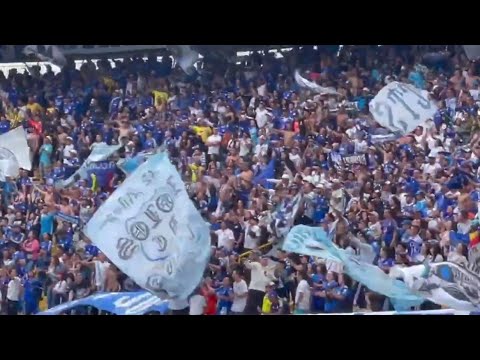 "Los vagos me enseñaron a quererte" Barra: Comandos Azules &bull; Club: Millonarios &bull; País: Colombia