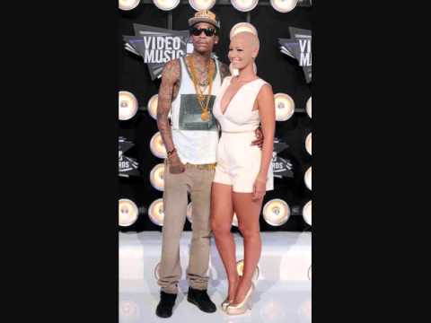 Dora Decca ft Lady Ponce Laisse-le moi