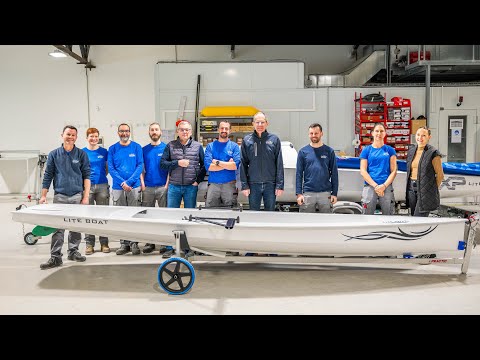 A detailed presentation of X Row