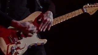 Motley Crue- Mick Mars final guitar solo.