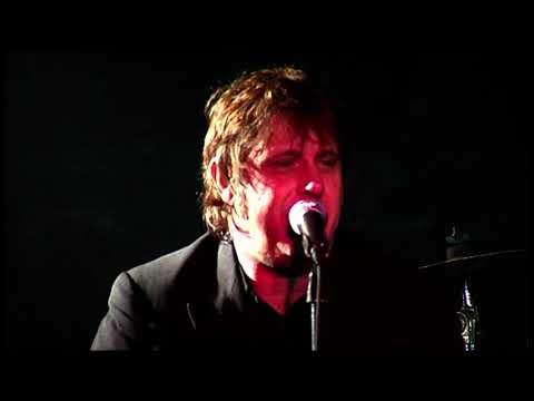 Slaughter and the Dogs-  Quick Joey Small ( Live Queens Hall, Nuneaton,  December 2005)