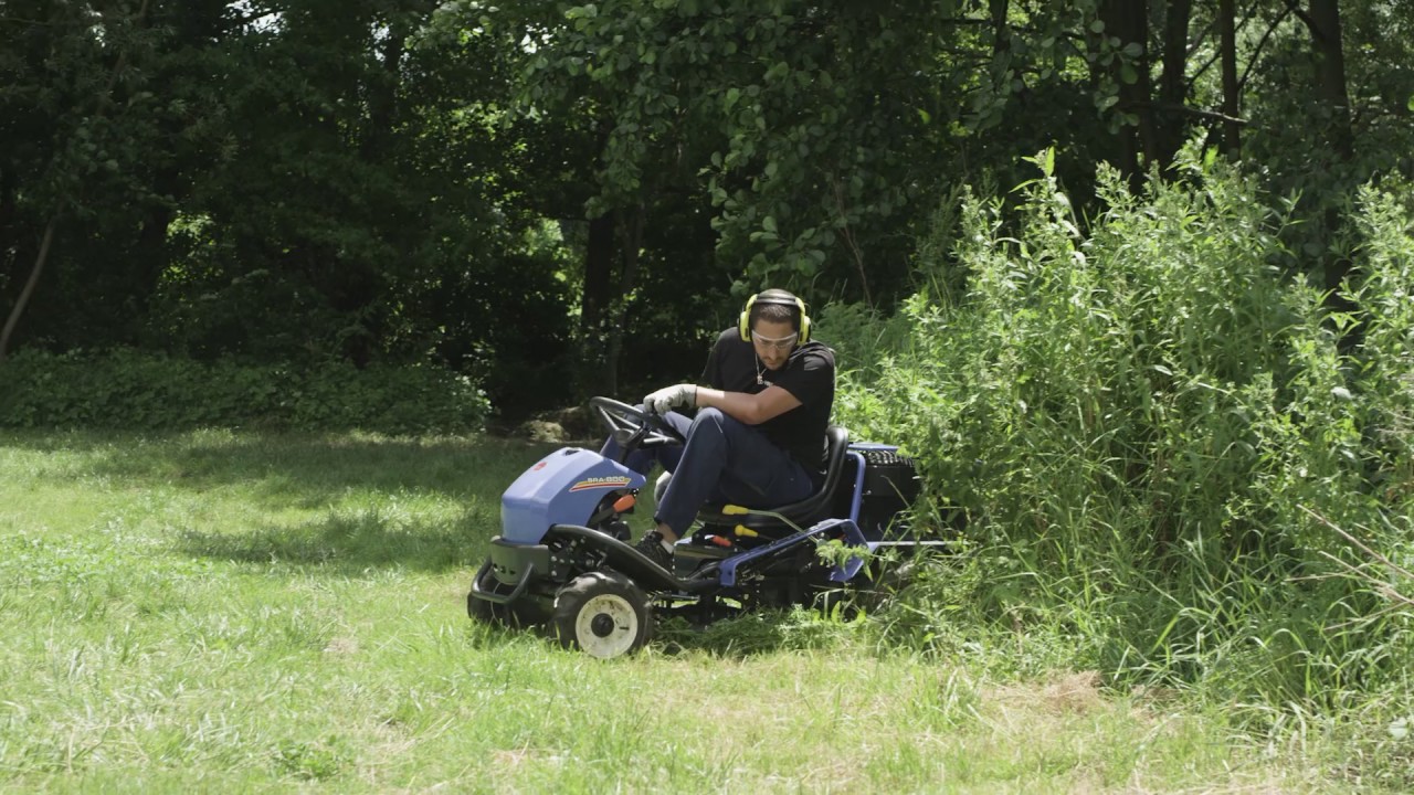 Débroussailleuse autoportée ISEKI SRA950 FA