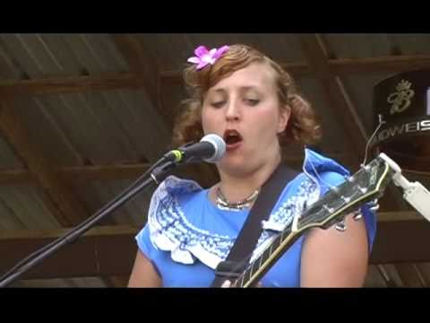 Miss Izzy Cox: Wanted Dead or Alive: Muddy Roots Festival