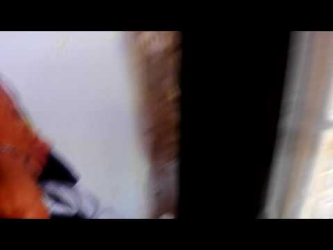 Pascal le Grand Frere prend un coup de couteau