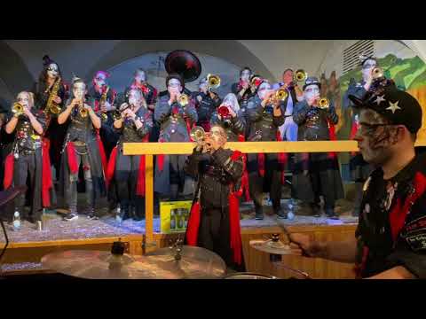 Guggenmusik HDG-Singen in Öhningen 2020 // Twisted Sister - We're Not Gonna Take It