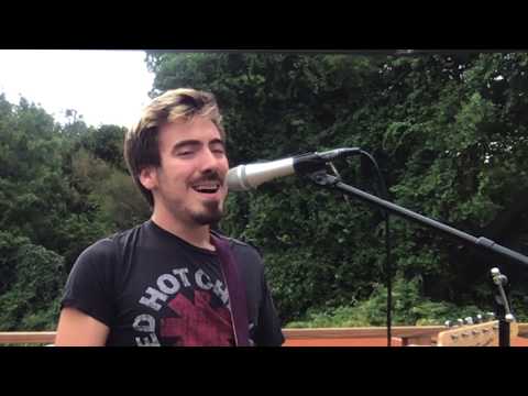Maiki - Cant Stop (RHCP) live loop cover