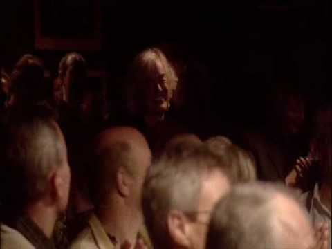 Jeff Beck delivers the thrown kiss to Jimmy Page