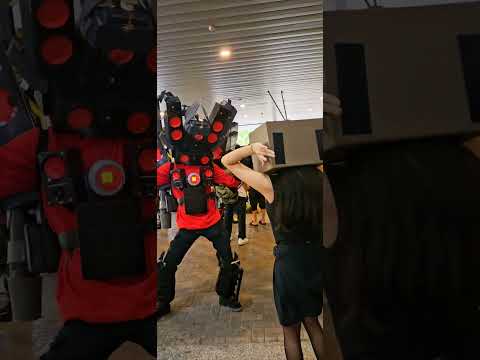 Skibidi toilet Titan Speakerman swing🤣 #skibiditoilet #cosplay #titanspeakerwoman #swing #tvwoman