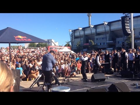 Le Red Bull Boom Bus électrise Lorient