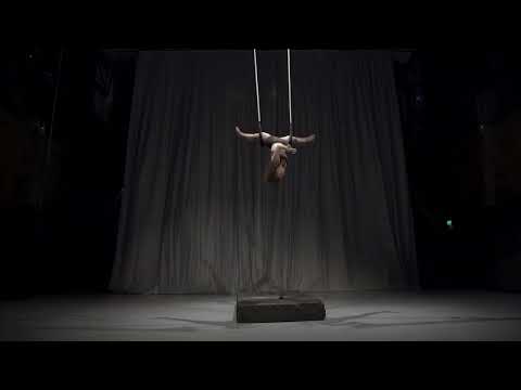 Molly Ashby- Static Trapeze