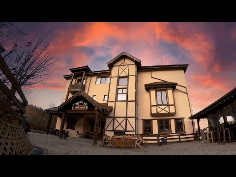 ..la Conacul de pe Deal