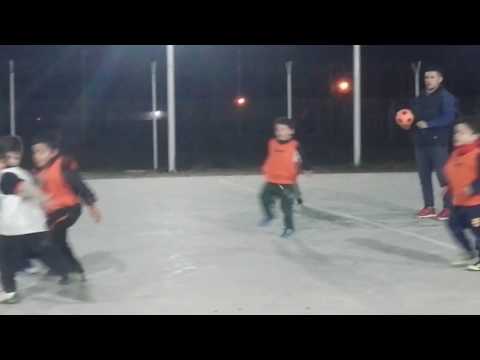 Bauty romero el peke d 5 años q se las trae categoria 2012