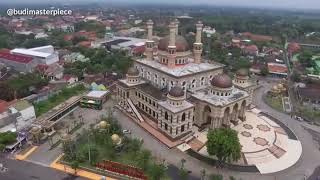 preview picture of video 'Masjid Agung Al Aqsha Klaten, Jawa Tengah - 08052018'