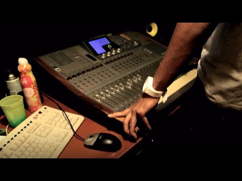 Galante y Farruko Trabajando "2 Amigas Remix"