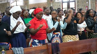 Download lagu NSANSA NATUMWIMBILE FWE NG'OMBA (Zambian Catholic Music) mp3