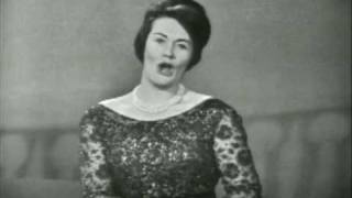 Joan Sutherland sings Leoncavallo's Mattinata