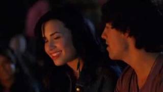 Camp Rock 2 / This Is Our Song - Camp Rock Stars feat Joe Jonas &amp; Demi Lovato. ( Lagerfeuer )