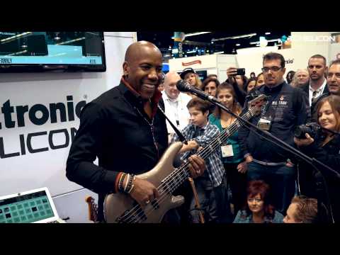 Nathan East - Playing Stevie Wonder's "Sir Duke"