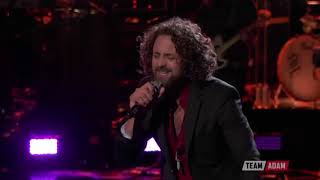 The Voice 2017 Johnny Hayes   Live Playoffs  'Ain't Too Proud to Beg'