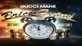 Gucci Mane - Da Gun Feat. Cash Out & Waka Flocka