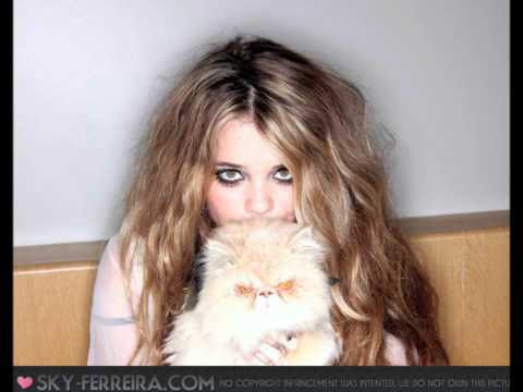 Sky Ferreira - 17 Demo
