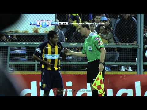 Codazo de Mena sobre Encina