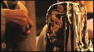 Geheiligtes Gebein - Doku Film DVD Video Wiki Reliquie Kirche Glaube Christus Anbetung Gebet