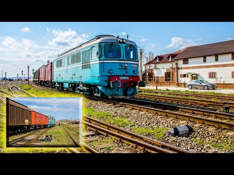 DA897 + Marfar CFR trece fluierând lung prin Oradea Est (07 04 2015)