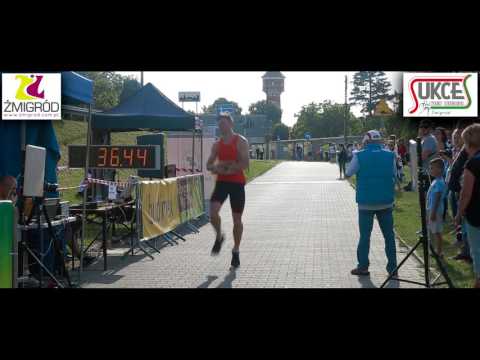 VII Żmigrodzki Bieg Smoka - pierwsi biegacze na mecie