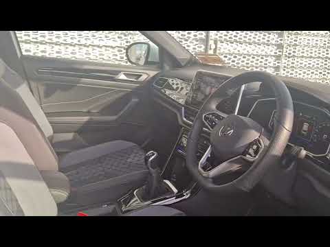 Volkswagen T-Roc R-line 1.0tsi  Sunroof - Image 2