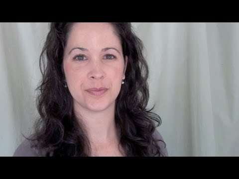 How to Say 'Happy Birthday' - American English Pronunciation