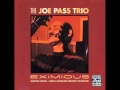 Joe Pass Trio - Robbins Nest