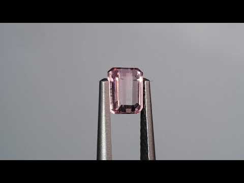 Натуральний рожевий турмалін Рубелліт 5.3x4.5мм 0.67ct видео