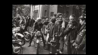 1952 Vincent Black Lightning by Richard Thompson