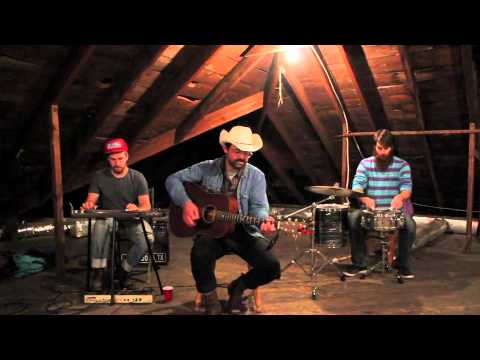THE GARAGE VIDEO SESSIONS // WESLEY ALLEN HARTLEY AND THE TRAVELING TREES