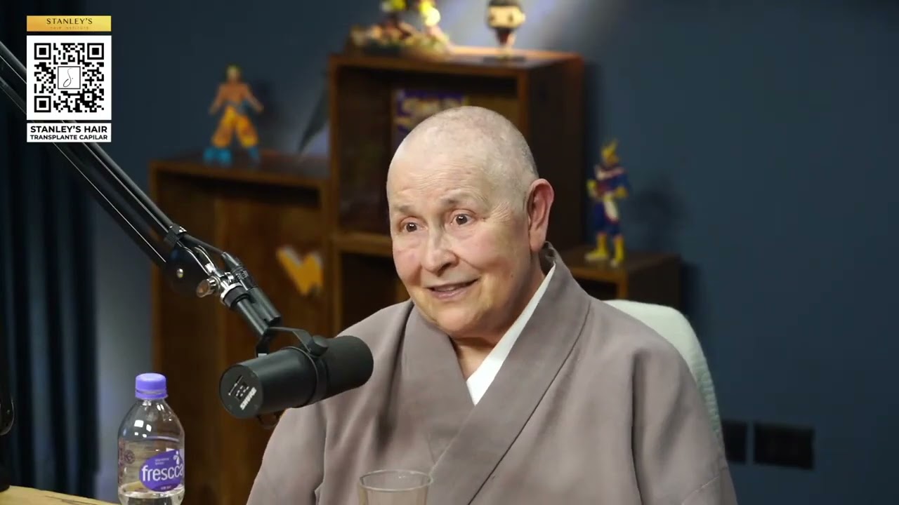 Ninguém vive no passado ou futuro, viva no presente - Monja Coen