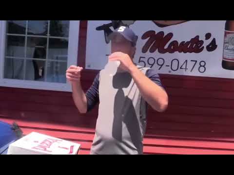 Dave Portnoy Rates Monte’s Pizza A Whopping First Ever 10!