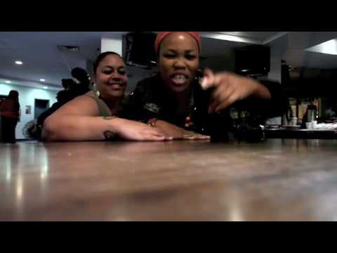 Queen Ifrica Backstage @ The Cubby Bear 12-02-09 ©RoseMountainPhoto.com