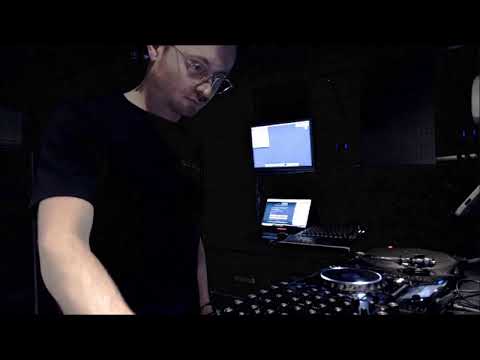 Deep Cuts w/ E.Wan - 28.06.19