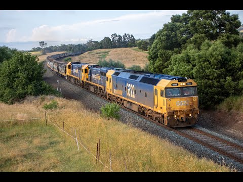 G522, XR552 and XR550 make easy work of 9148 EX Charlton Grain to North Geelong- 2/1/23