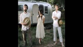 Bowerbirds: Teeth (2009)