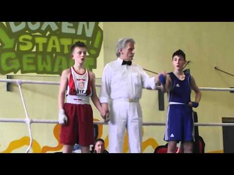 Kevin Chodorkowski vs. Valentino Radu Siegerehrung mit Siegerrolle