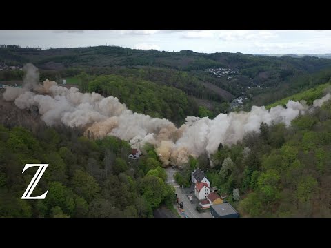 A45-Brücke: Autobahn-Talbrücke in NRW erfolgreich gesprengt