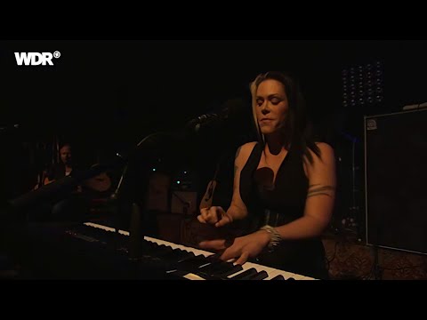 Miniatura de YouTube - Chocolate Jesus (Live Acoustic)