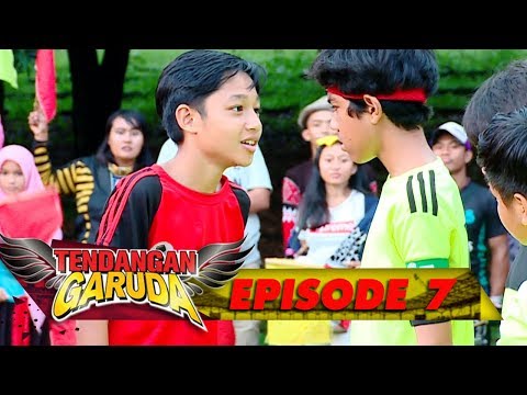 Mantap! Iqbal CS Berhasil Mengalahkan DRAGON FC Timnya Rio - Tendangan Garuda Eps 7