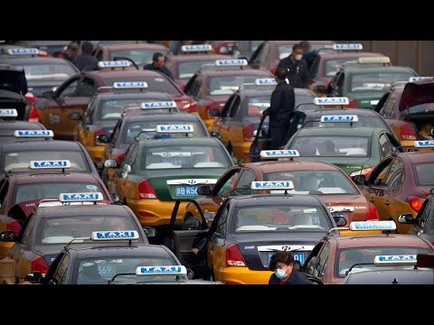 شاهد ازدحام واختناقات في حركة المرور عقب اعادة فتح هوباي الصينية أبوابها من جديد …